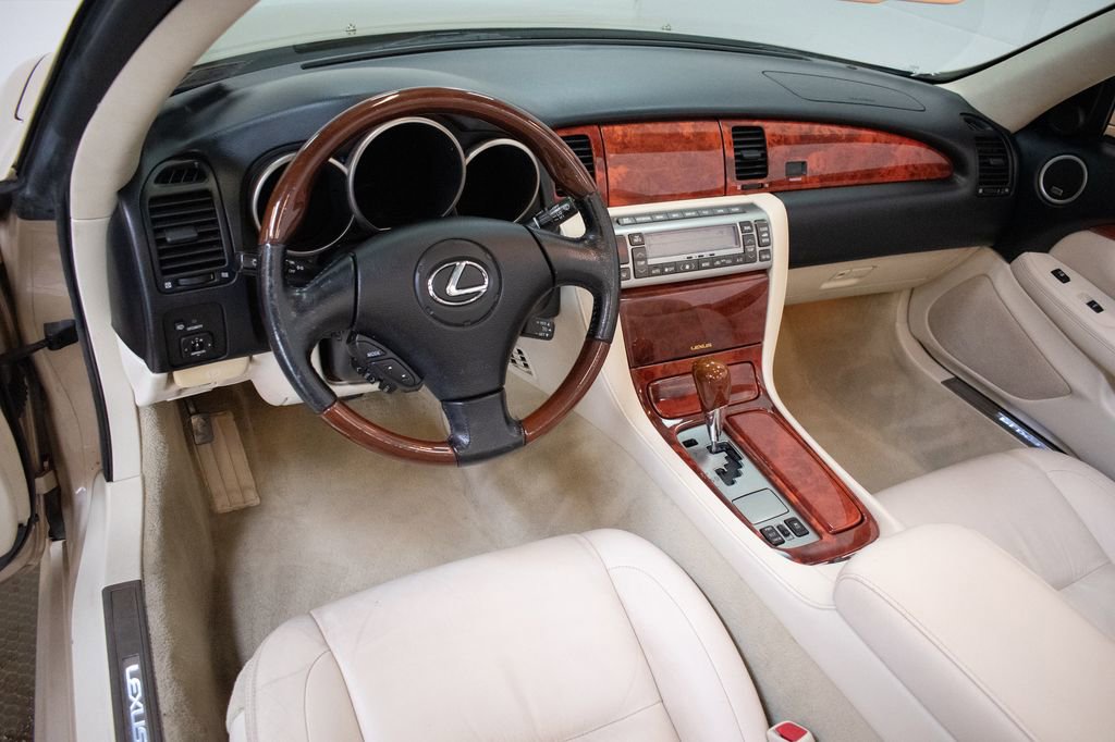 Used 2008 Lexus SC 430 Convertible RWD image 15