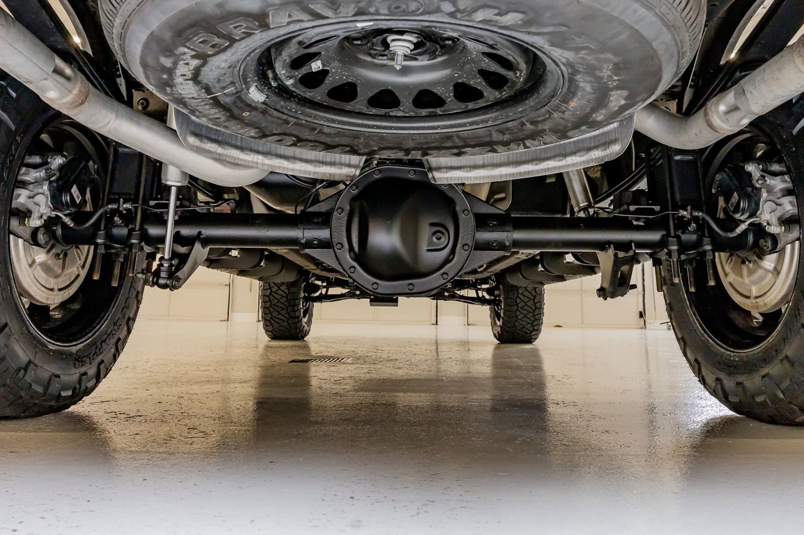 Used 2025 Chevrolet Silverado 1500 LT Trail Boss w/ Convenience Package II AWD/4WD image 16