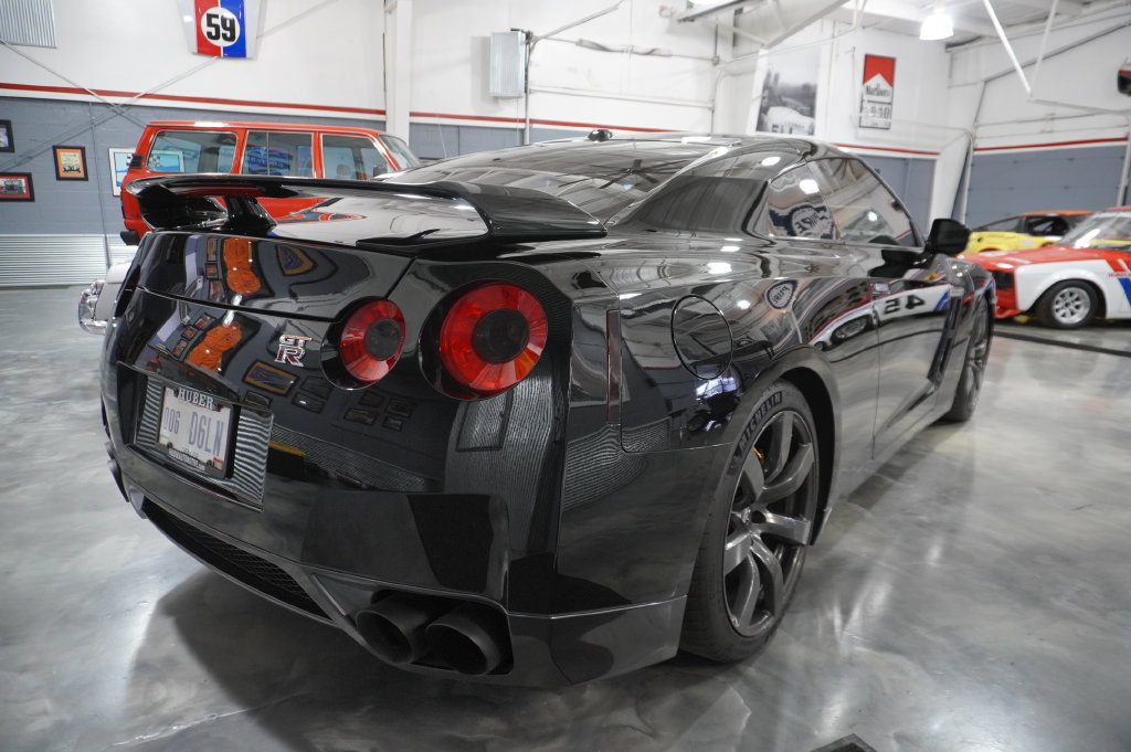Used 2009 Nissan GT-R Premium AWD/4WD image 7
