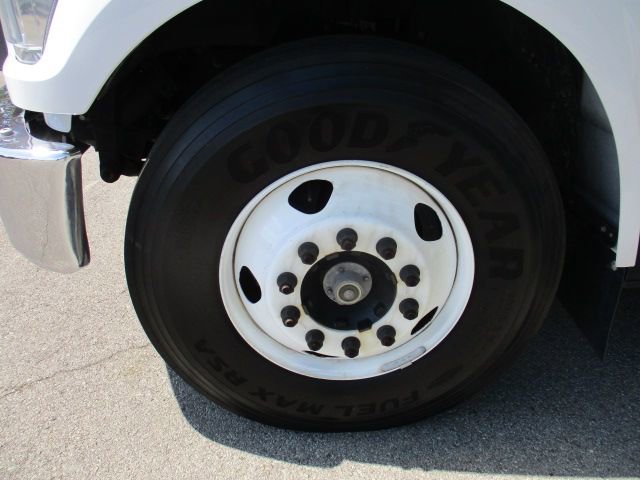 Used 2023 Ford F650 2WD Regular Cab Super Duty image 29