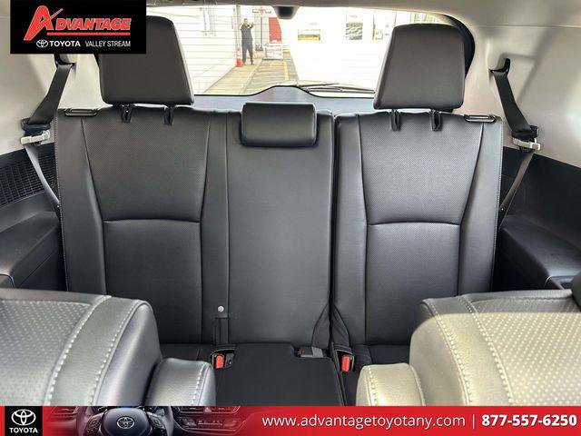 Certified 2024 Toyota Grand Highlander Platinum image 15