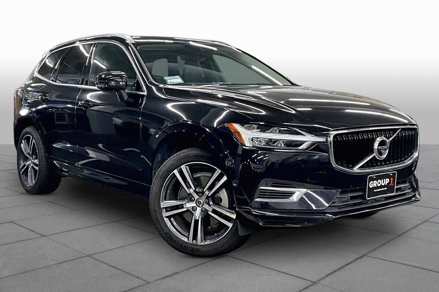 Used 2019 Volvo XC60 T8 Momentum w/ Advanced Package image 2