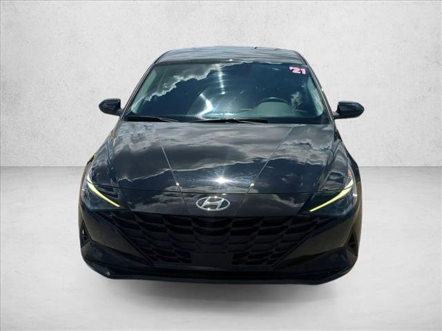 Used 2021 Hyundai Elantra SEL w/ Convenience Package FWD image 3