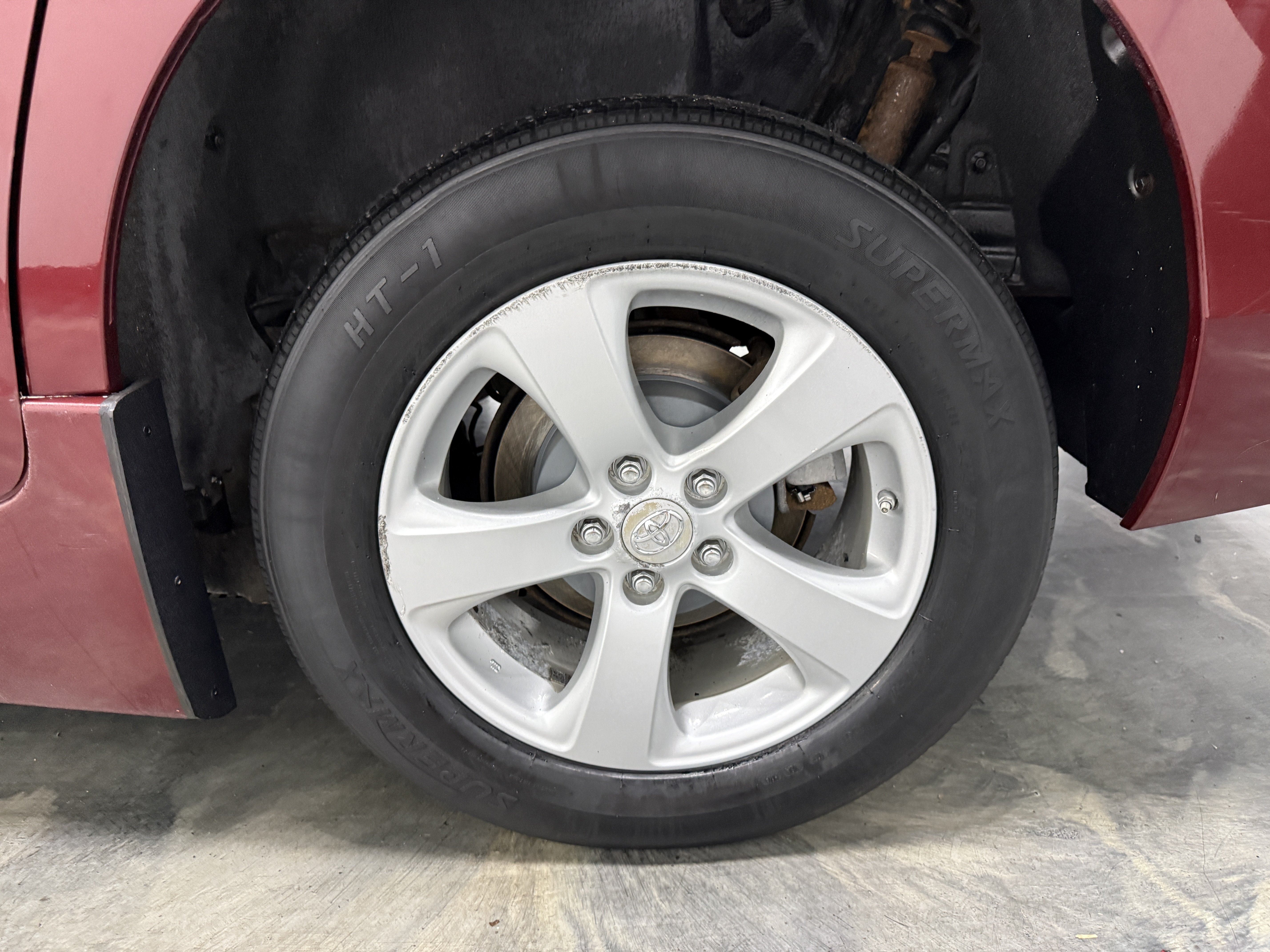 Used 2012 Toyota Sienna LE FWD image 24