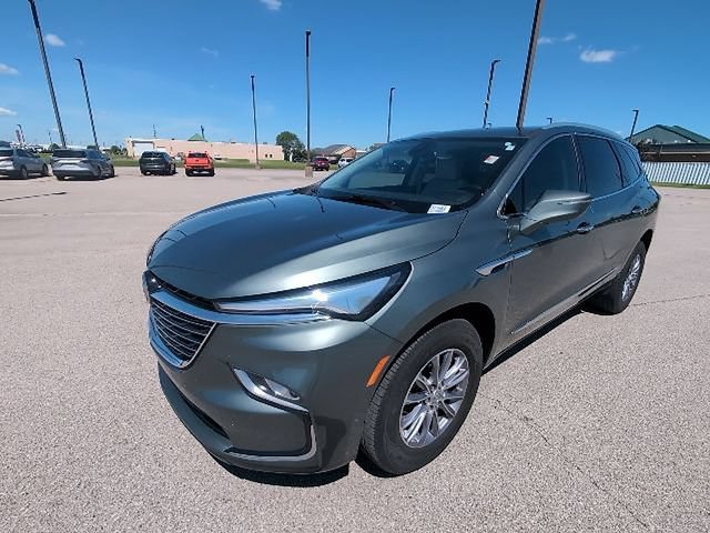 Used 2023 Buick Enclave Essence w/ Trailering Package, 5000 lbs. FWD image 14