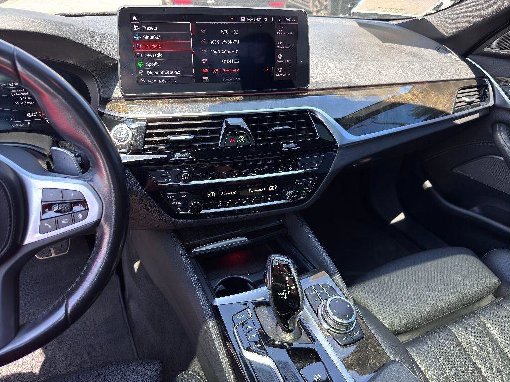 Used 2022 BMW 530i 530i w/ Executive Package image 18