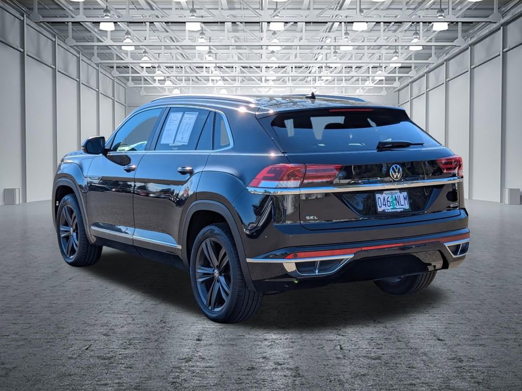 Certified 2022 Volkswagen Atlas Cross Sport SEL R-Line image 3