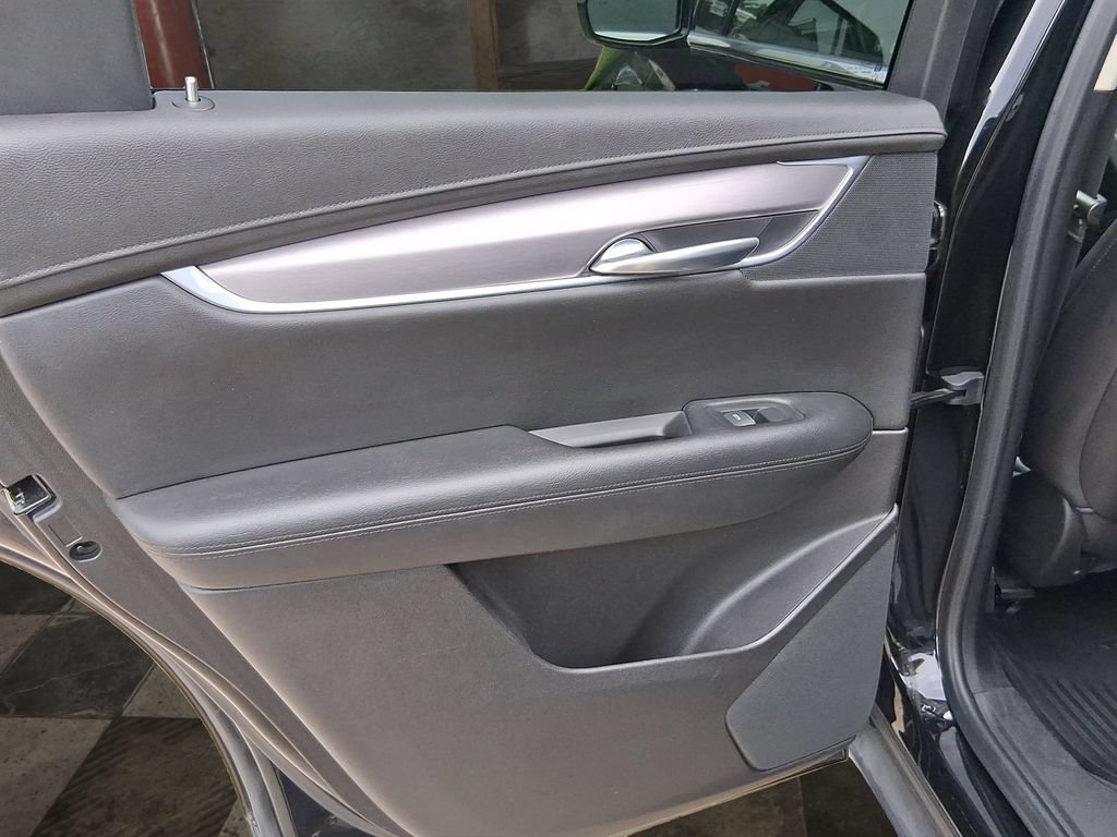 Used 2019 Cadillac XT5 Premium Luxury w/ Driver Assist Package FWD image 10