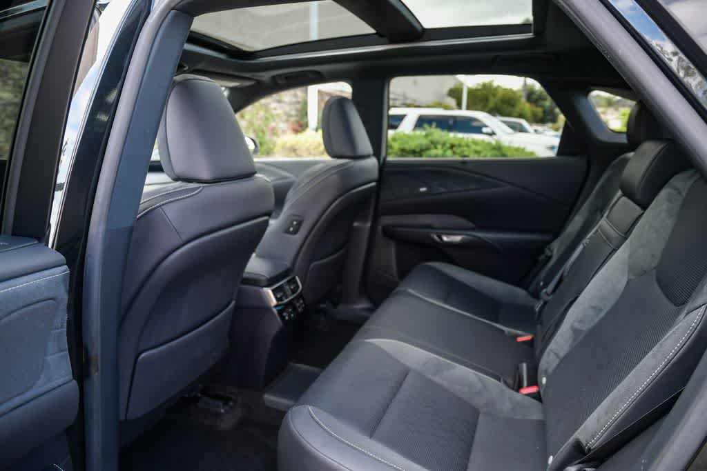 Used 2024 Lexus RX 450h AWD w/ Convenience Package image 12
