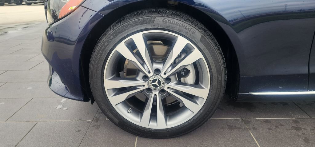 Used 2021 Mercedes-Benz C 300 Sedan image 12