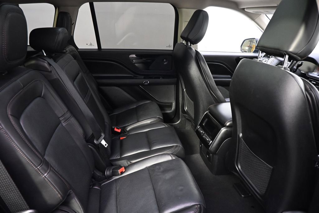 Certified 2023 Lincoln Aviator Reserve w/ Equipment Group 201A AWD/4WD image 18