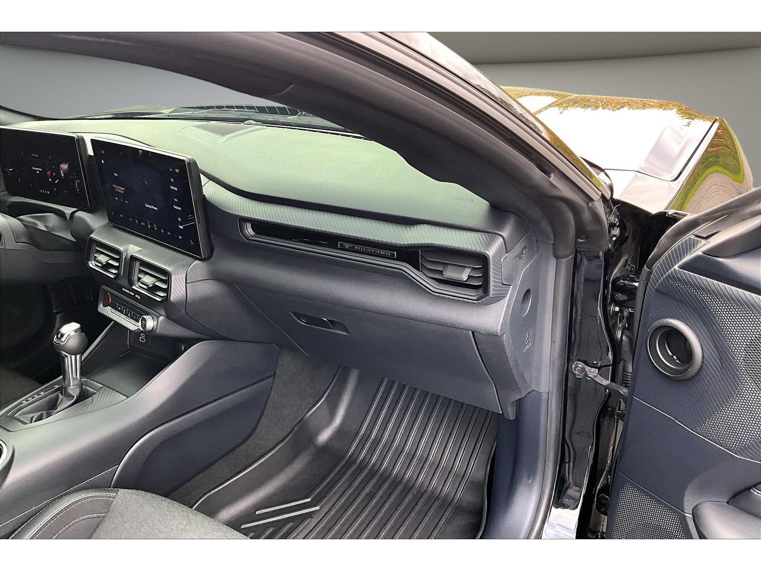 Used 2024 Ford Mustang GT RWD image 45