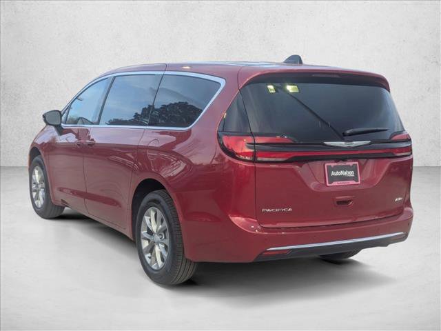 New 2026 Chrysler Pacifica Select image 9