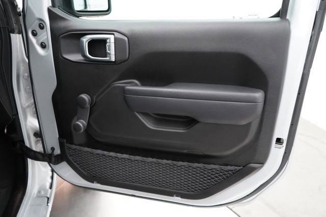 Used 2024 Jeep Wrangler Sport image 57