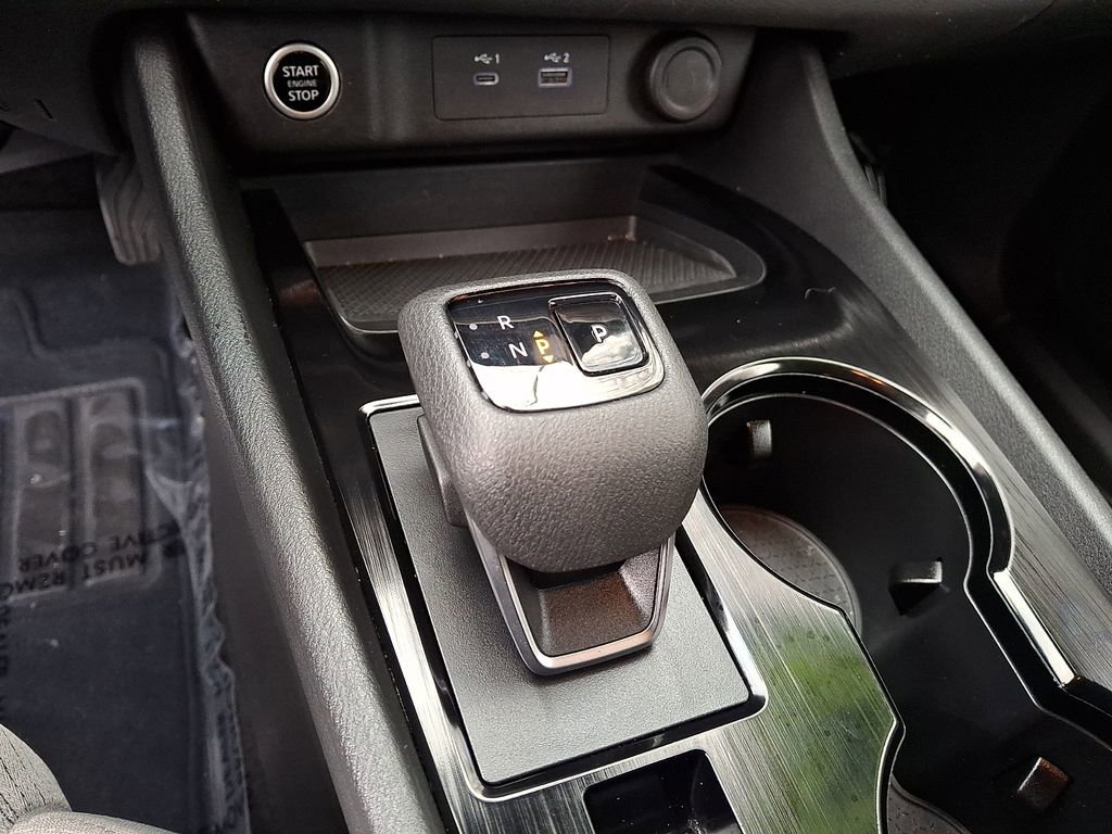 Used 2023 Nissan Rogue SV image 15