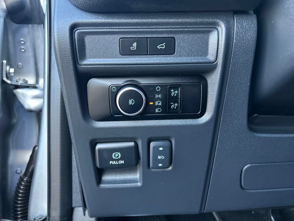 Used 2023 Ford Expedition Limited AWD/4WD image 20