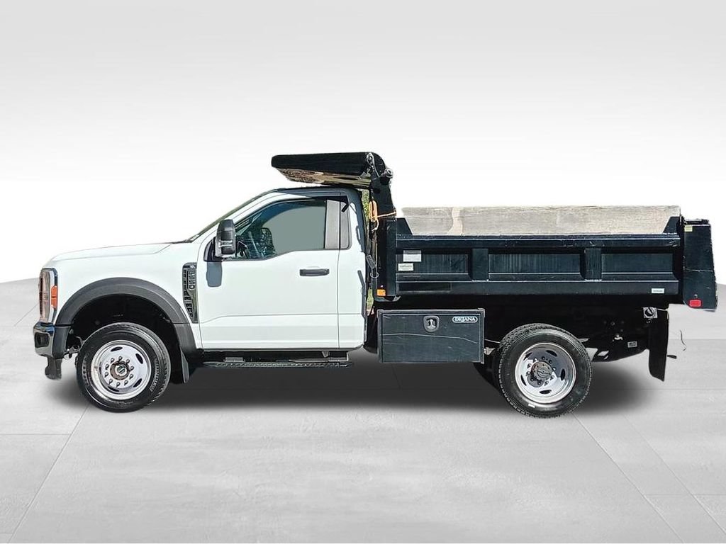 Certified 2023 Ford F550 4x4 Regular Cab Super Duty image 7