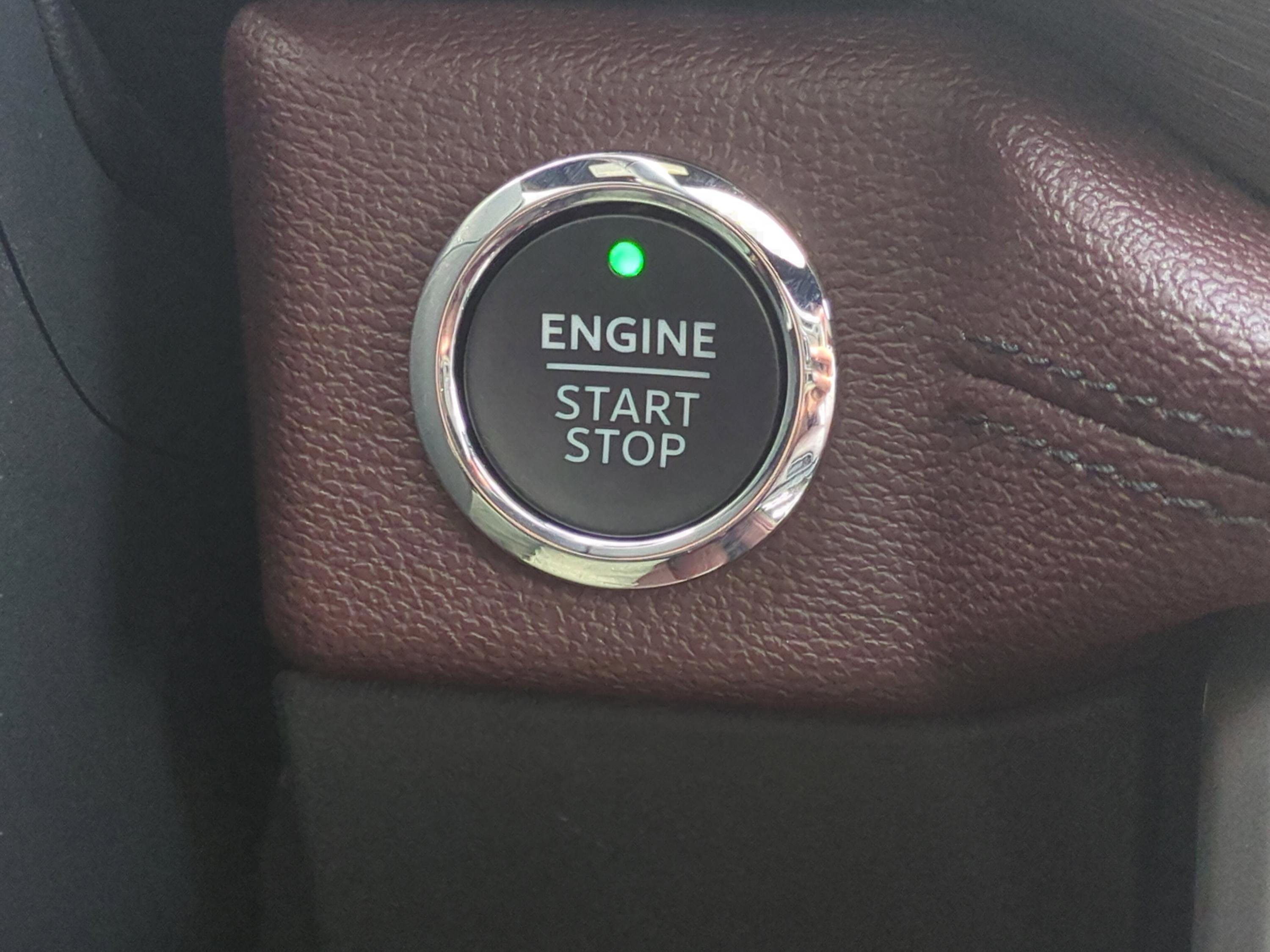 Used 2024 Ford Expedition Limited image 29