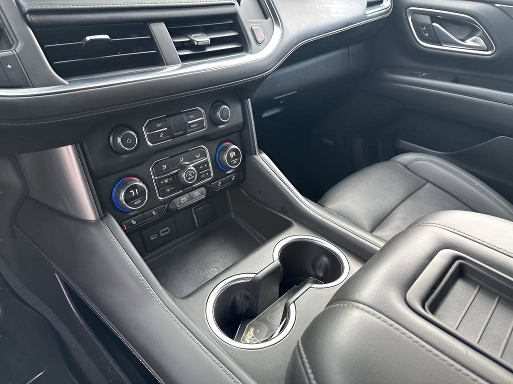 Used 2022 Chevrolet Suburban Z71 image 36