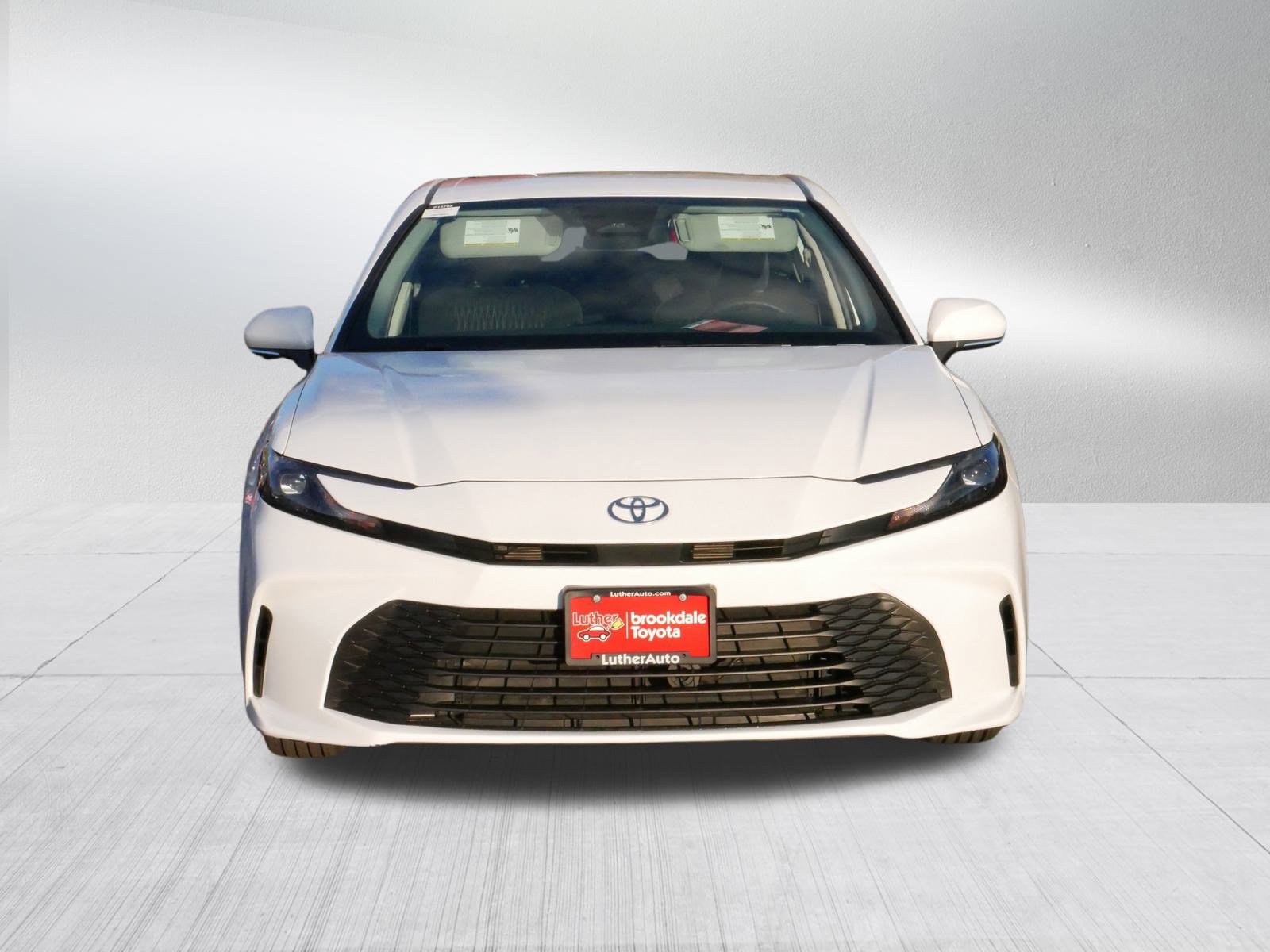 Certified 2025 Toyota Camry LE video 2