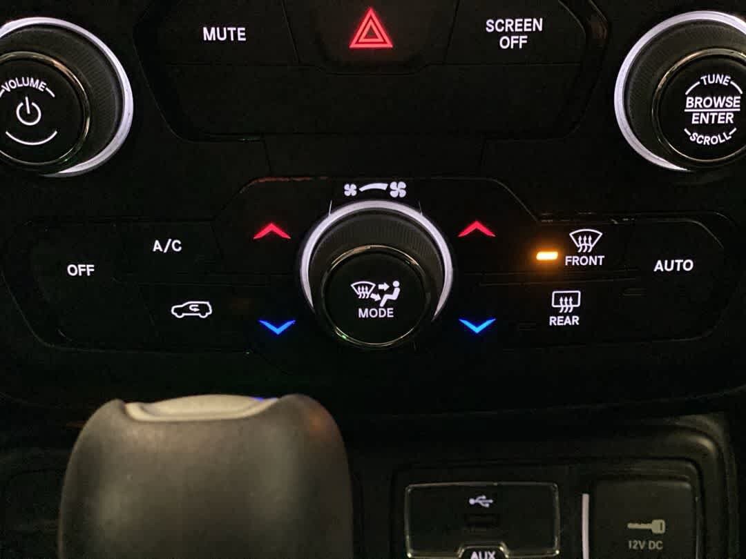 Used 2018 Jeep Renegade Sport w/ Power & Air Group AWD/4WD image 22