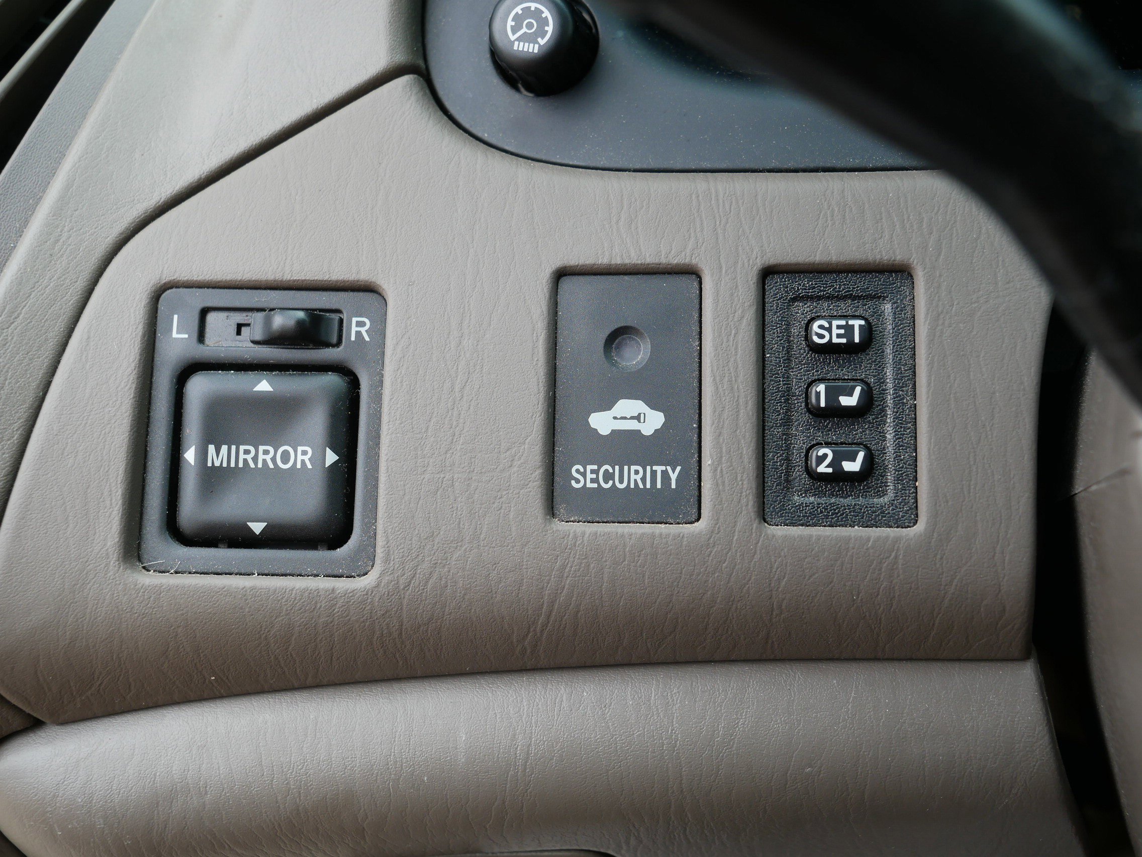 Used 2000 Lexus RX 300 4WD image 29