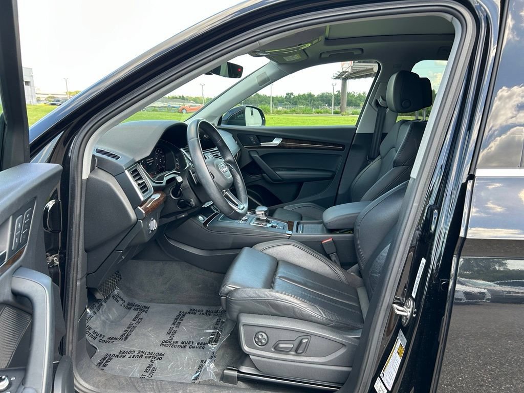 Used 2019 Audi Q5 2.0T Premium Plus w/ Premium Plus Package AWD/4WD image 15
