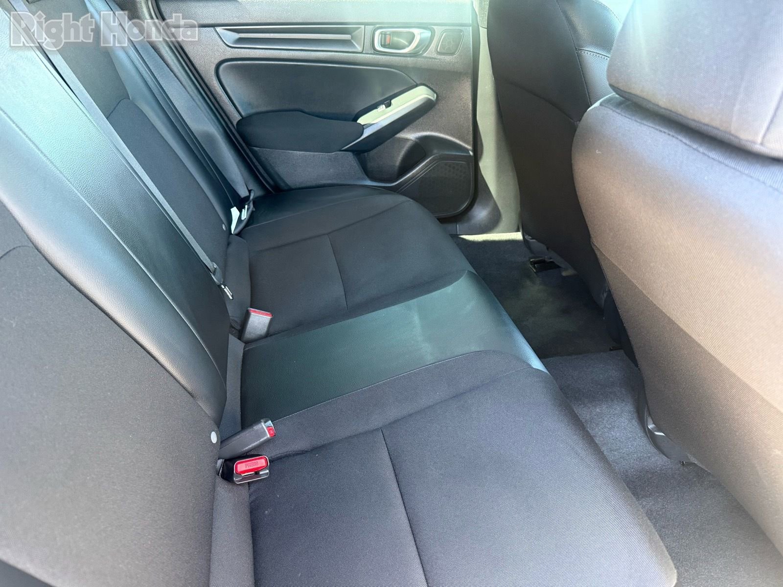 Used 2025 Honda Civic Sport image 29