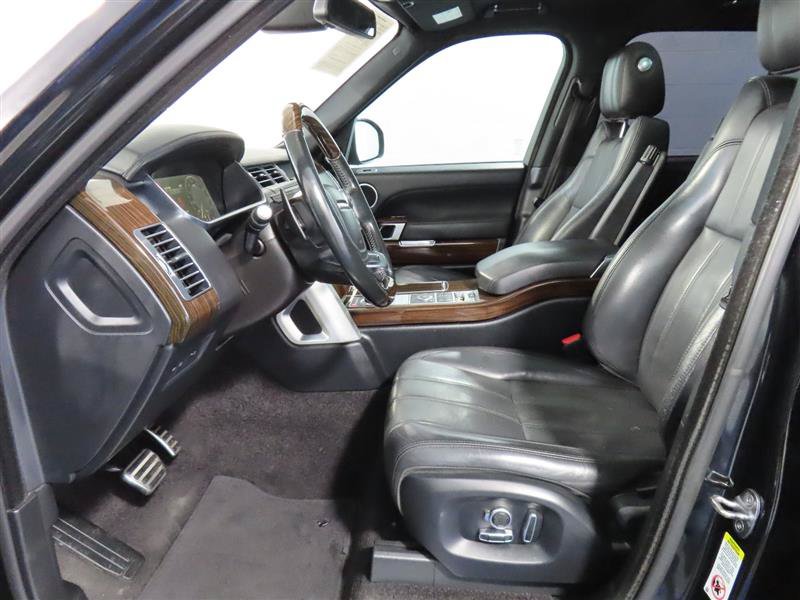 Used 2016 Land Rover Range Rover Supercharged AWD/4WD image 17