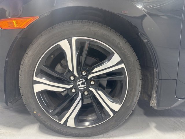 Used 2017 Honda Civic Touring image 11