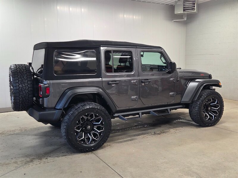 Used 2022 Jeep Wrangler Unlimited Sport AWD/4WD image 10