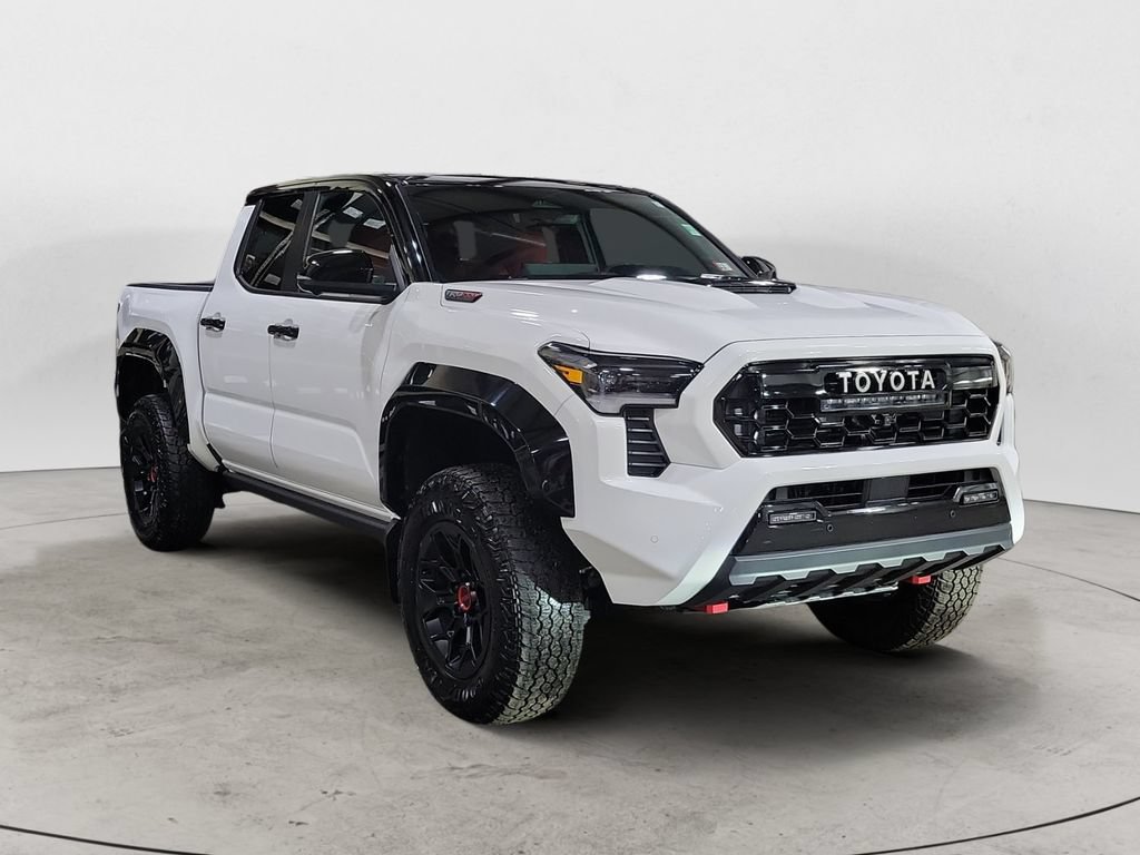 Used 2025 Toyota Tacoma TRD Pro AWD/4WD image 7