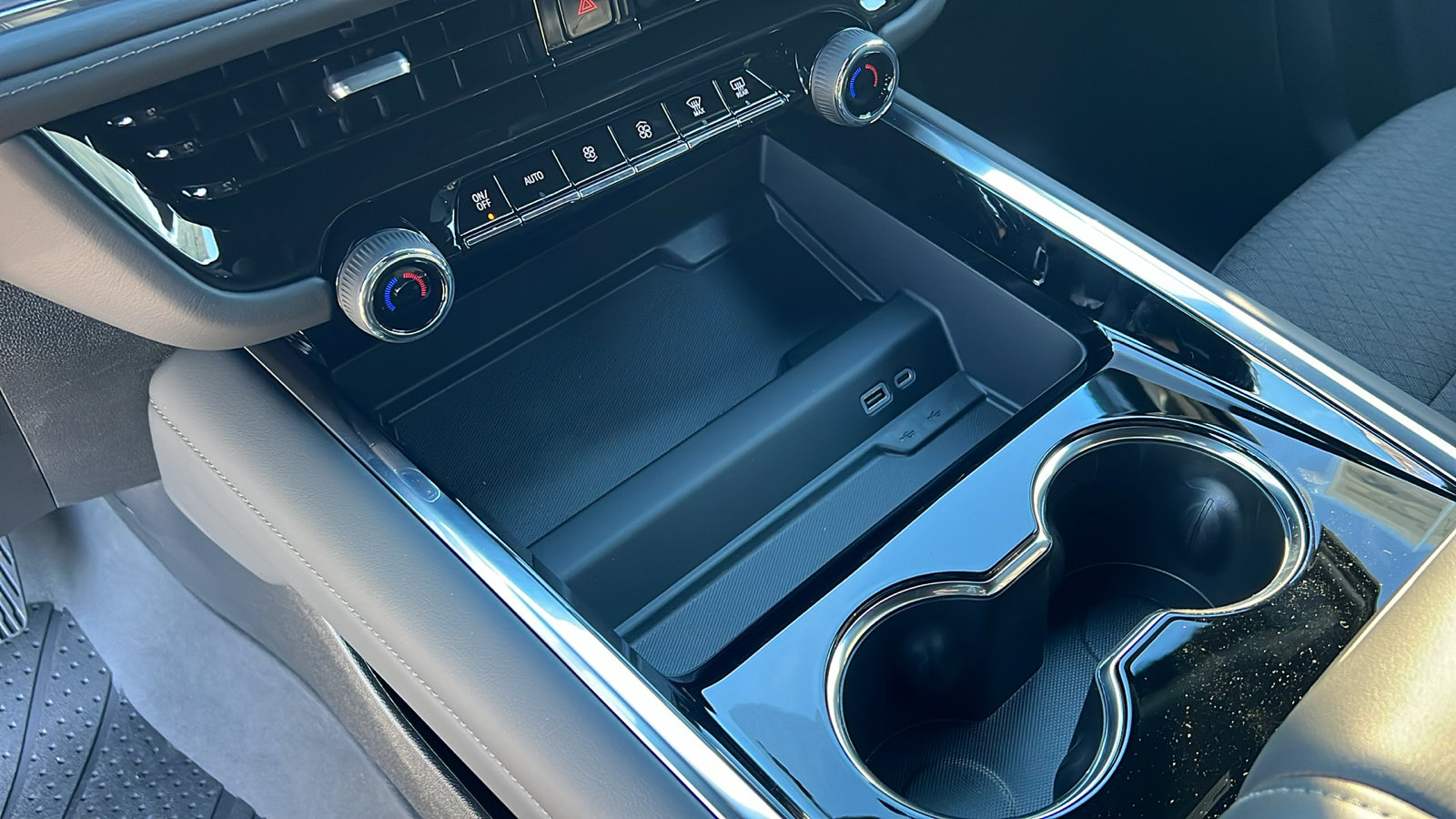 New 2026 Chevrolet Tahoe LS image 23