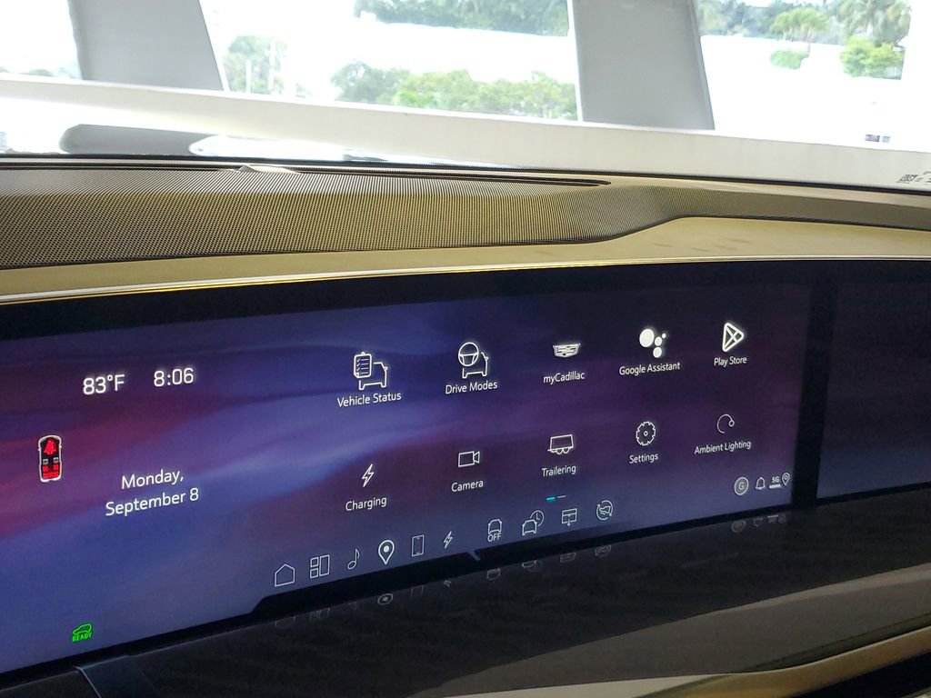 New 2026 Cadillac Escalade IQ Luxury 2 image 21