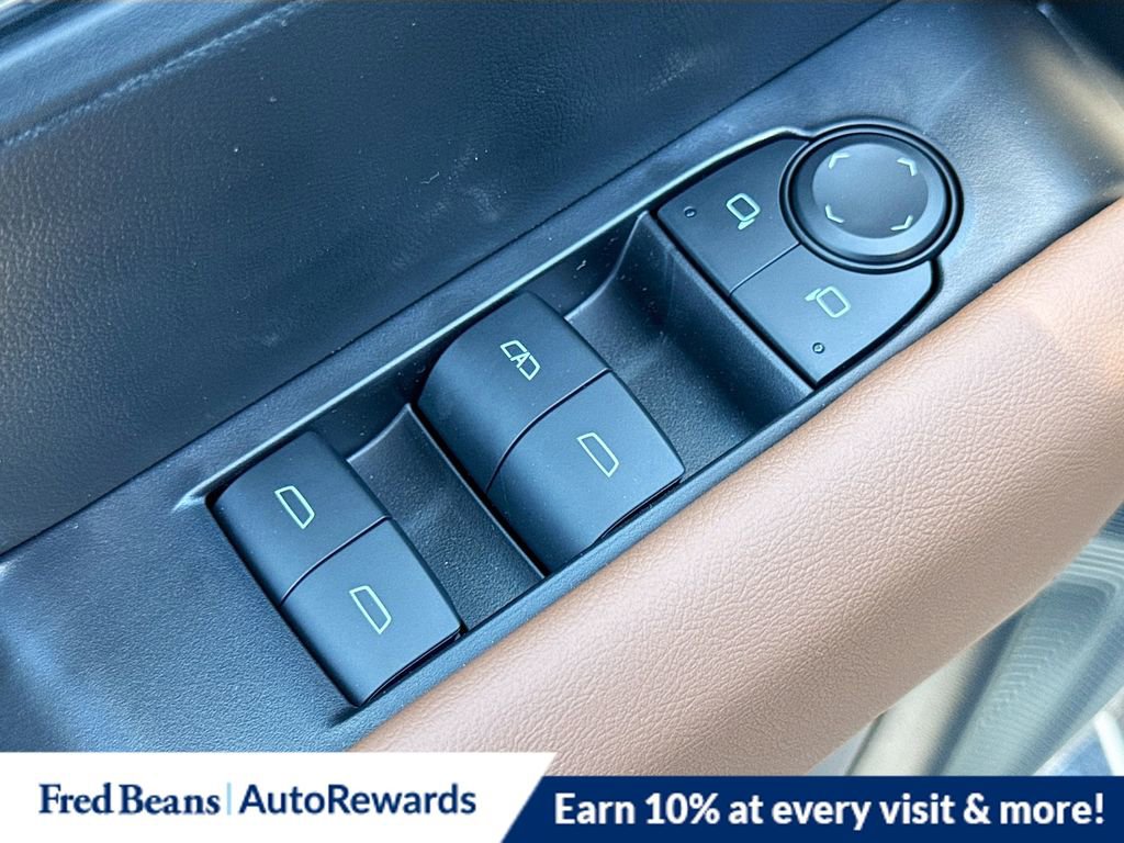 New 2026 GMC Canyon AT4 image 17