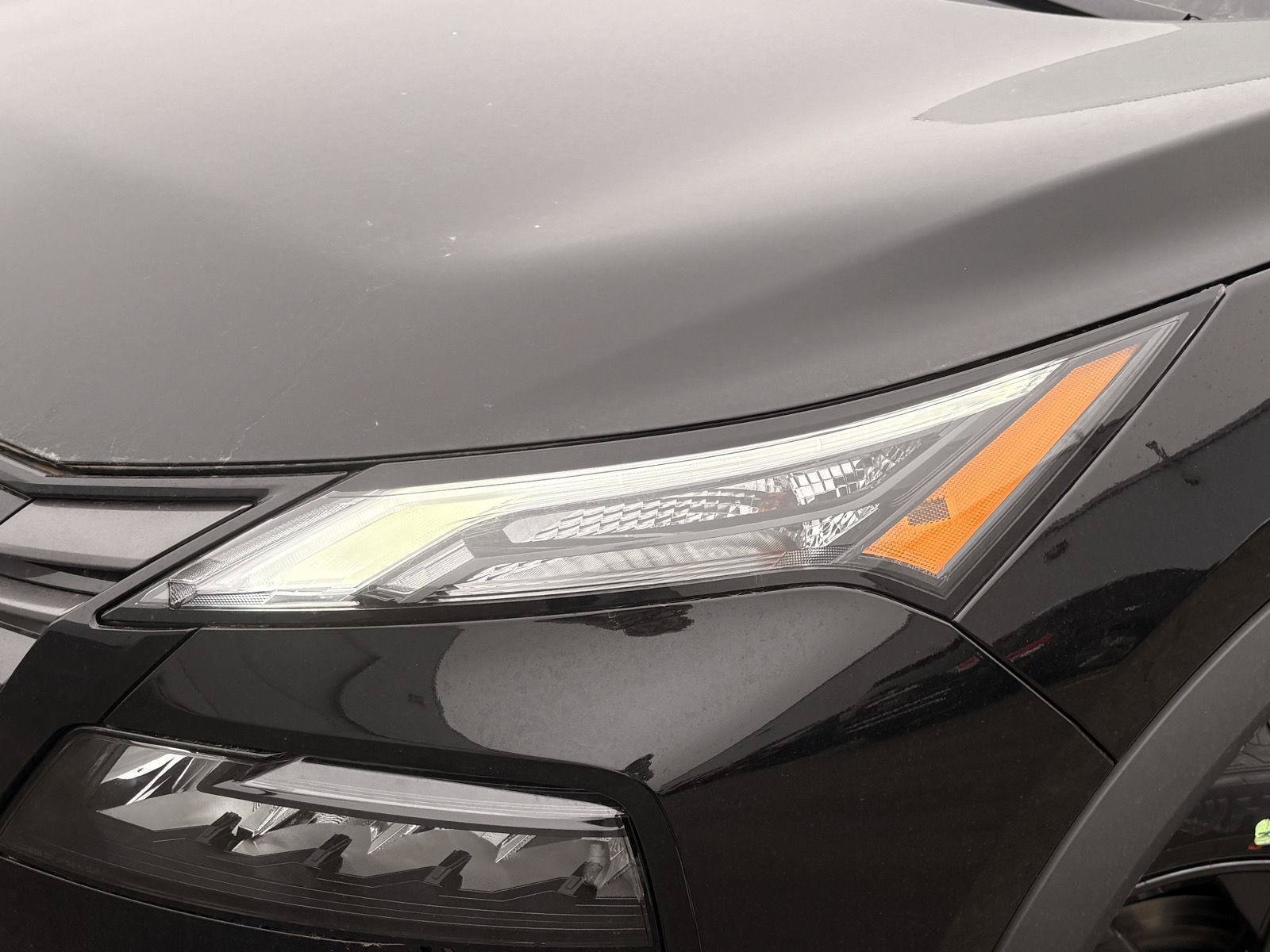 New 2026 Nissan Rogue SV w/ Cold Weather Package AWD/4WD image 2