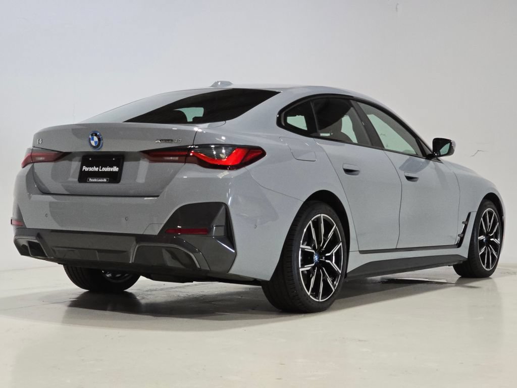 Used 2024 BMW i4 xDrive40i w/ M Sport Package AWD/4WD image 5