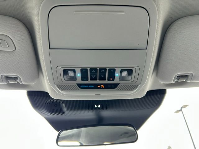 Used 2025 Ford Explorer Active w/ Active Comfort Package AWD/4WD image 14
