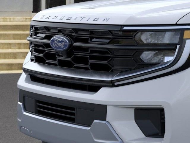 New 2026 Ford Expedition Max Platinum w/ Driver's Package AWD/4WD image 17