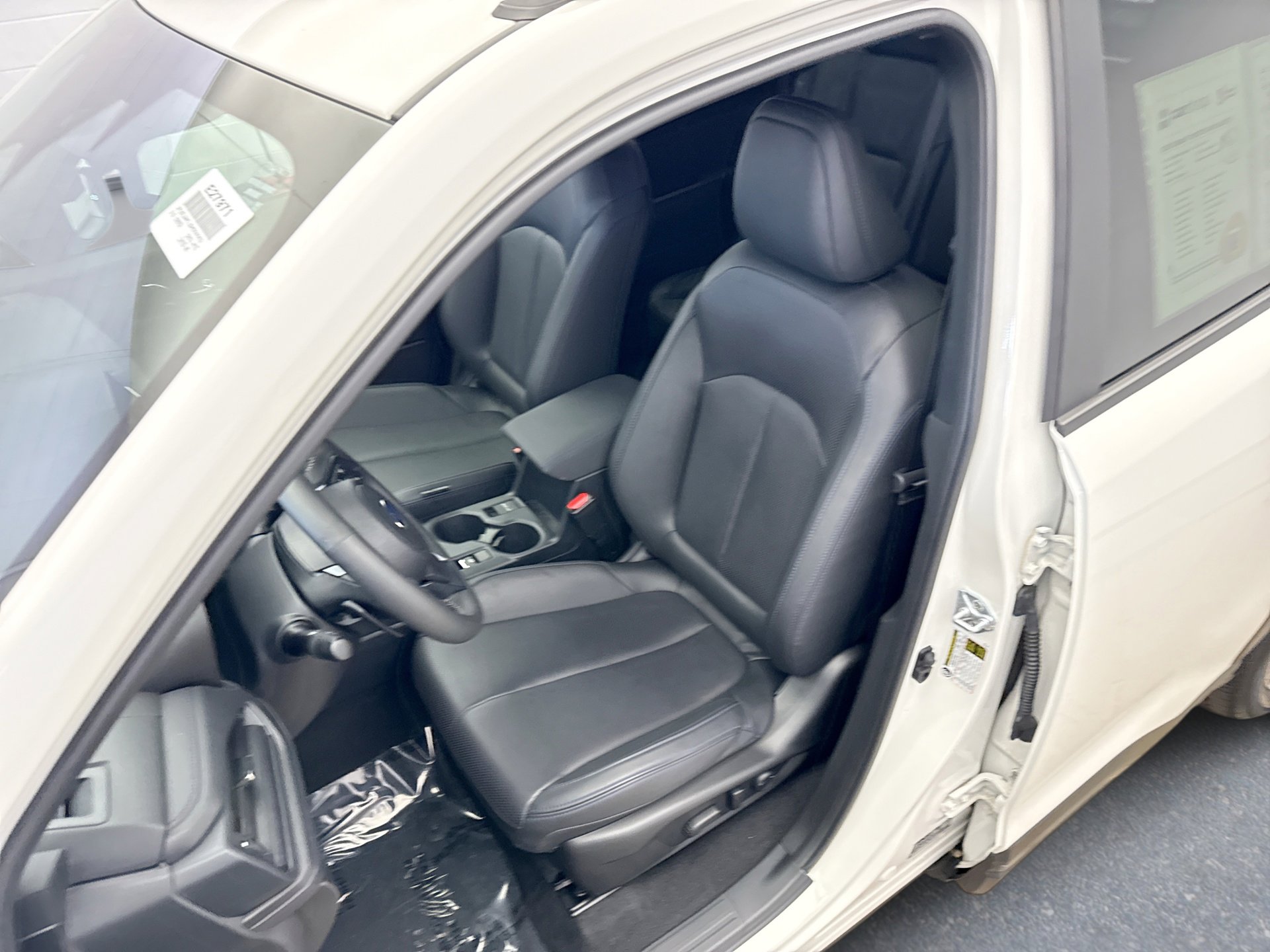 Used 2025 Subaru Forester Limited image 11