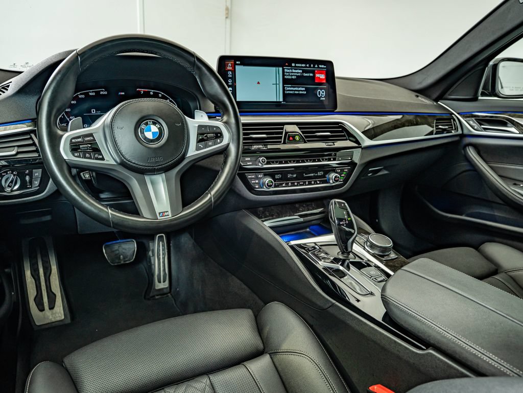 Used 2023 BMW 540i w/ M Sport Package RWD image 36