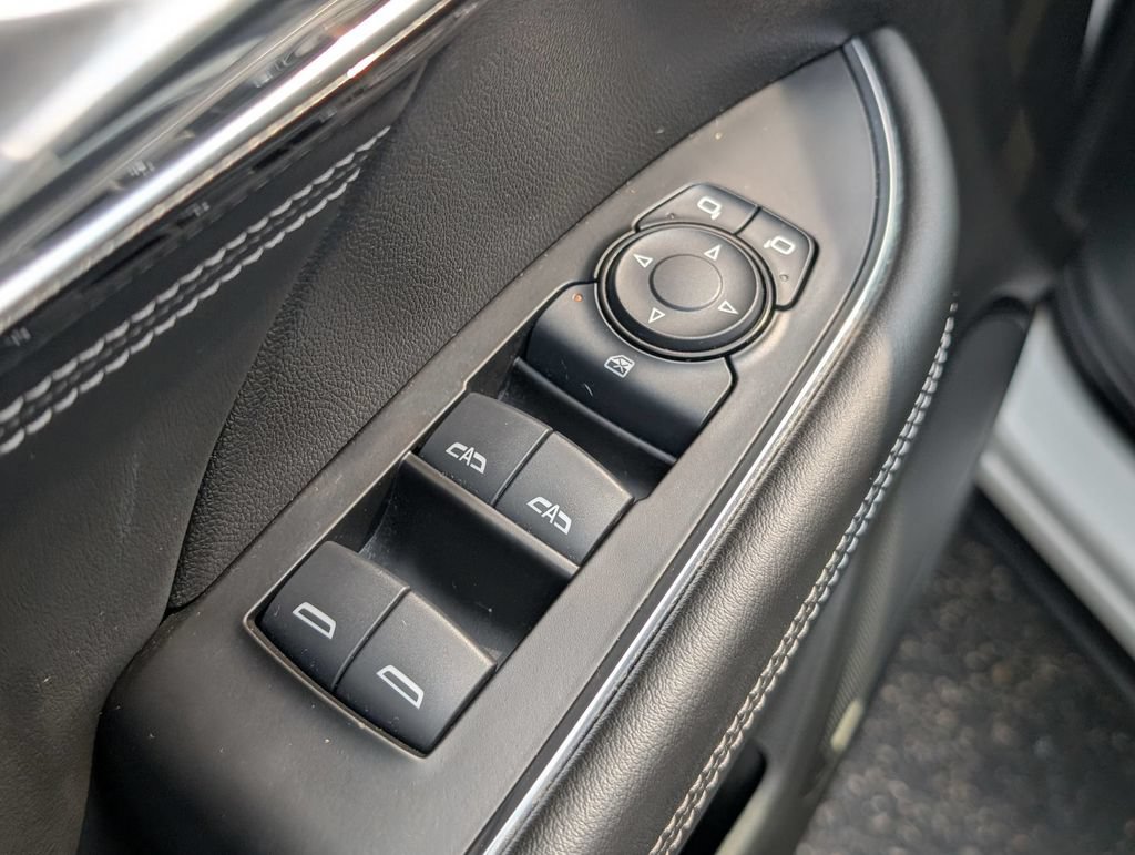 Used 2023 Buick Envision Preferred w/ Sport Touring Package AWD/4WD image 12