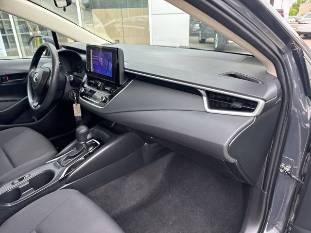 Used 2023 Toyota Corolla LE FWD image 30
