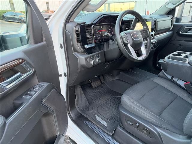 Used 2024 GMC Sierra 2500 SLE w/ SLE Value Package; AWD/4WD image 17