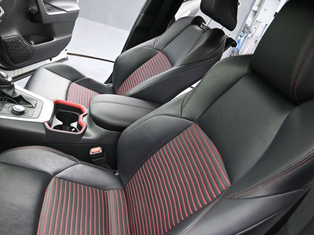 Used 2021 Toyota RAV4 XSE image 9