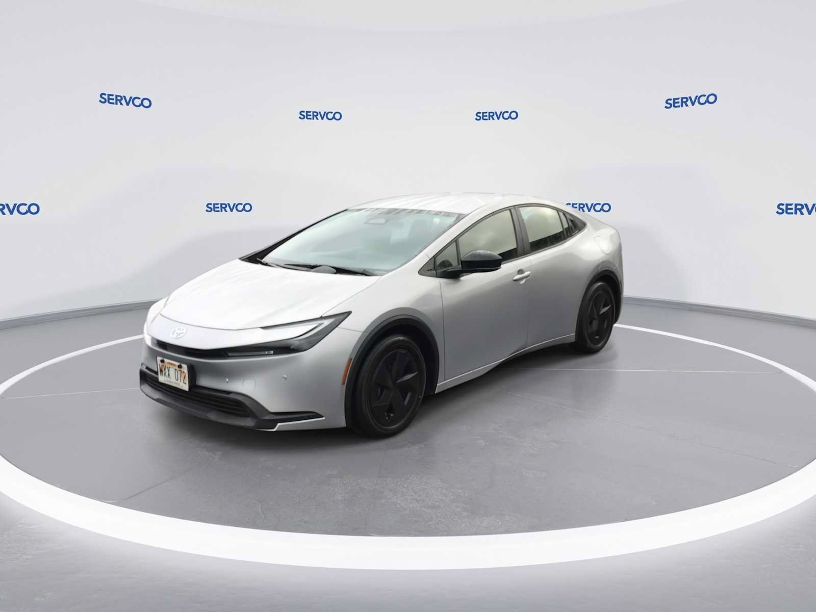 Used 2024 Toyota Prius LE FWD image 4
