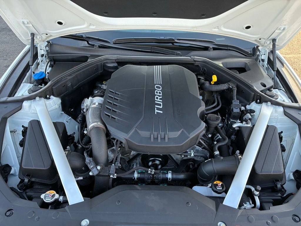 Used 2025 Genesis G70 3.3T Advanced image 10