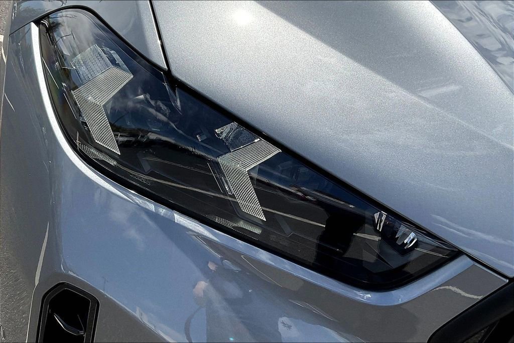 New 2027 BMW X6 M60i AWD/4WD image 31