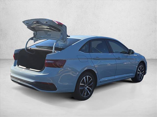 New 2026 Volkswagen Jetta SE FWD image 2