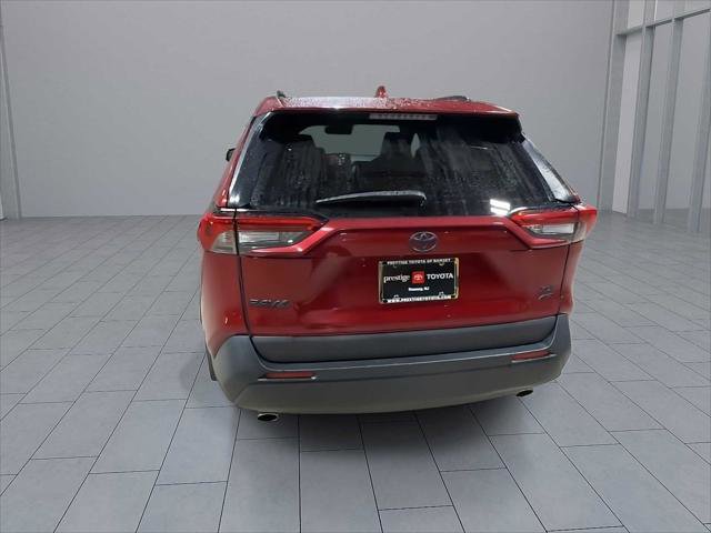 Certified 2021 Toyota RAV4 XLE Premium image 7